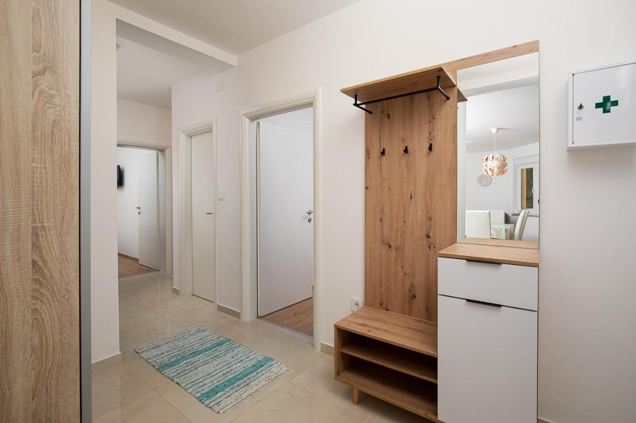 Apartment J&E Medulin Exteriör bild